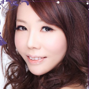 知名藝人─婷婷